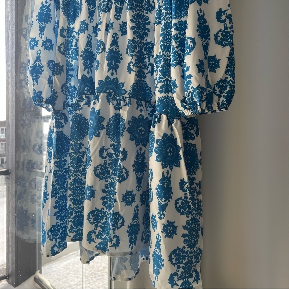 NWT Women Floral print Lantern sleeve Ruffle Hem Dress, Blue,White,Flowy - Picture 11 of 16